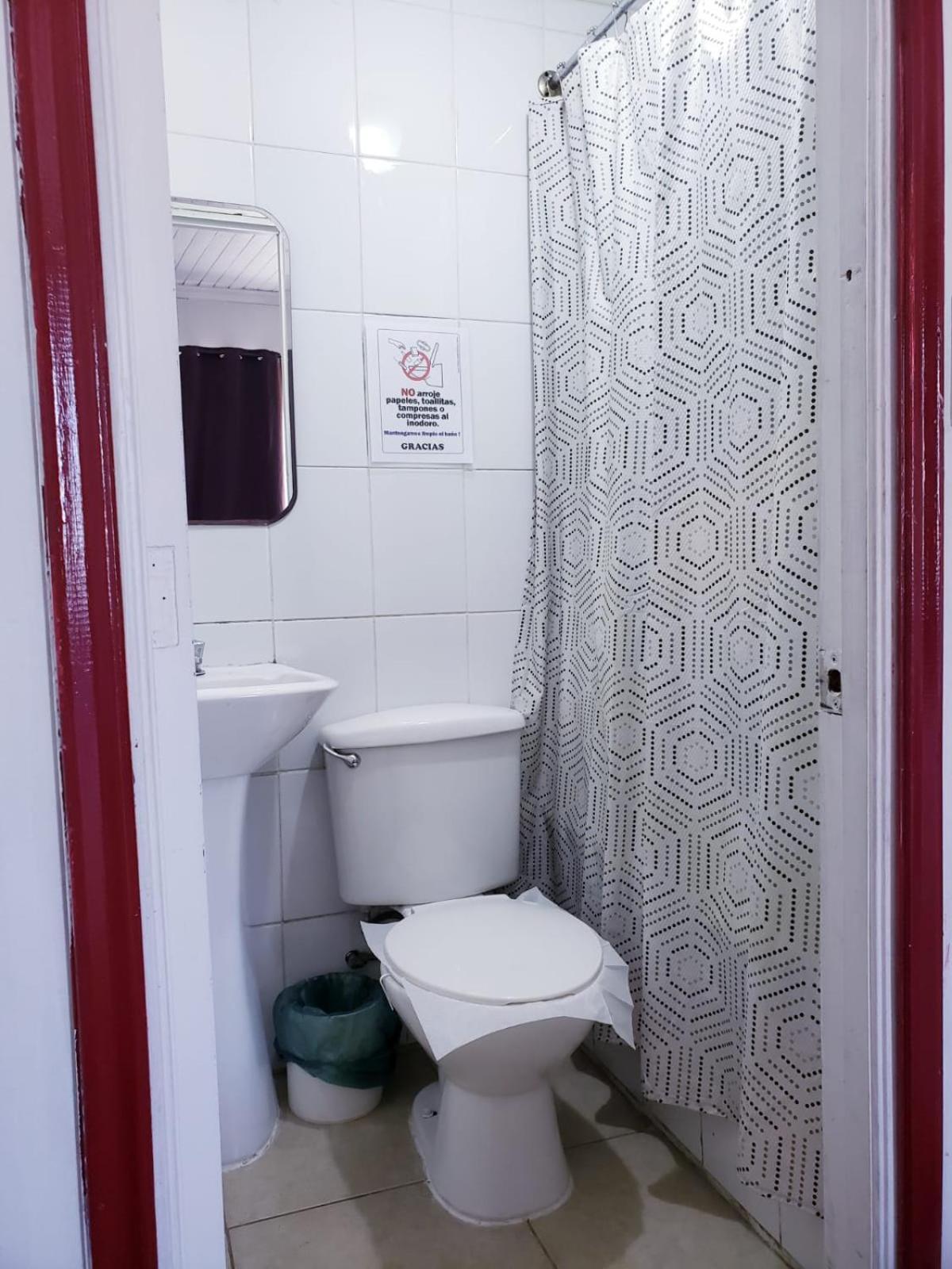 Hostal Arrayan فالديفيا المظهر الخارجي الصورة